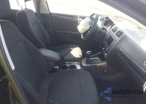 2016 Volkswagen Jetta 1.4T Se from USA, damaged, VIN 3VWD67AJ5GM253707